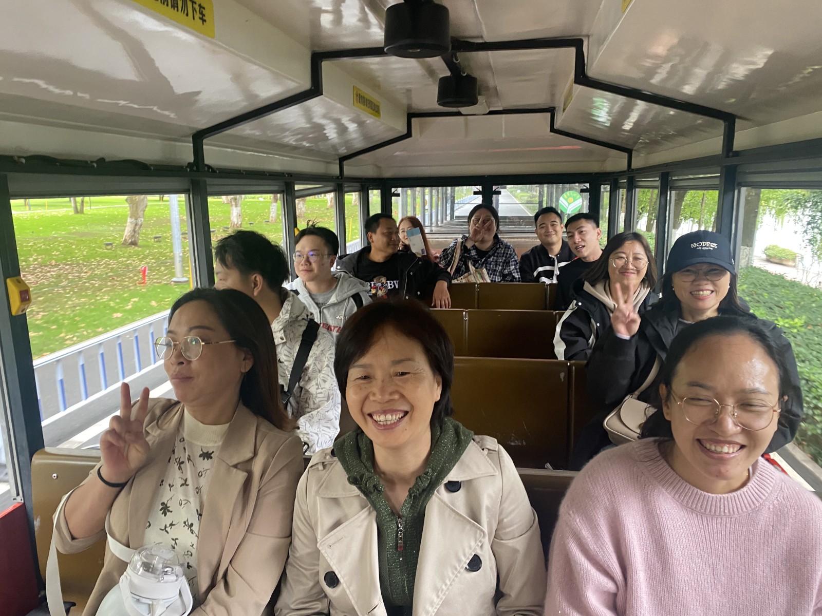 易順建工集團(tuán)有限公司5天湖南團(tuán)建旅行圓滿(mǎn)結(jié)束！