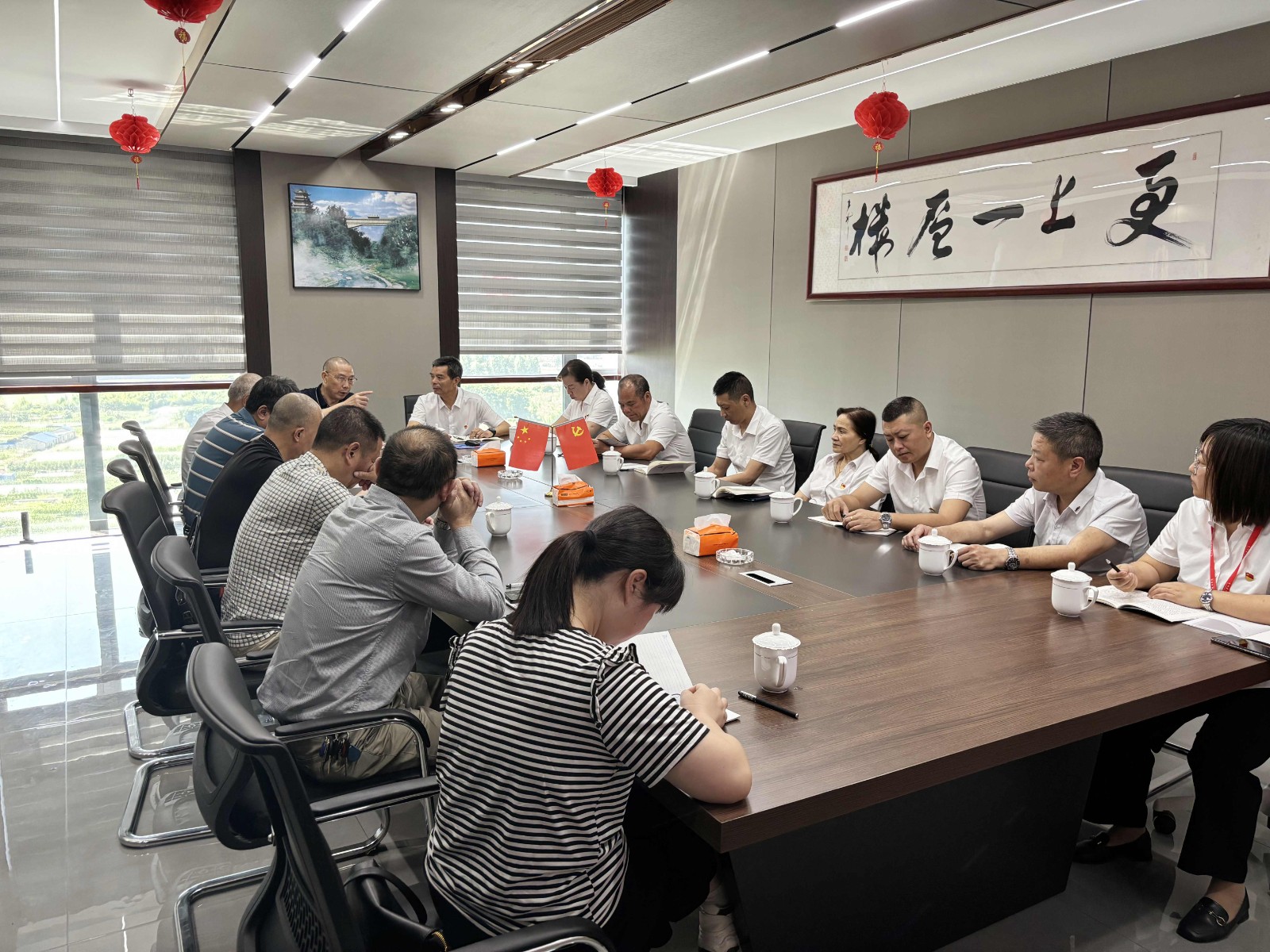 南平市建筑業(yè)協(xié)會(huì)黨支部、易順建工集團(tuán)有限公司黨支部聯(lián)合開展深入學(xué)習(xí)《中國(guó)共產(chǎn)黨紀(jì)律處分條例》